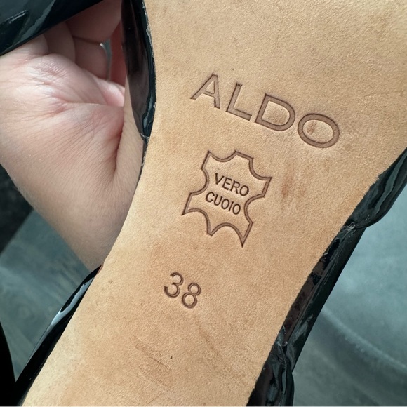 Patent leather heels - Picture 5 of 5